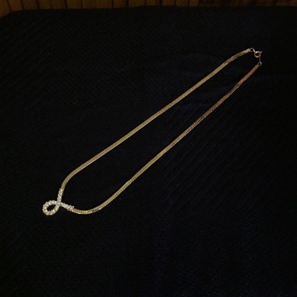 EUC Vintage 1980s Avon Gold Cubic Zirconia Pendant Necklace - Picture 6 of 8